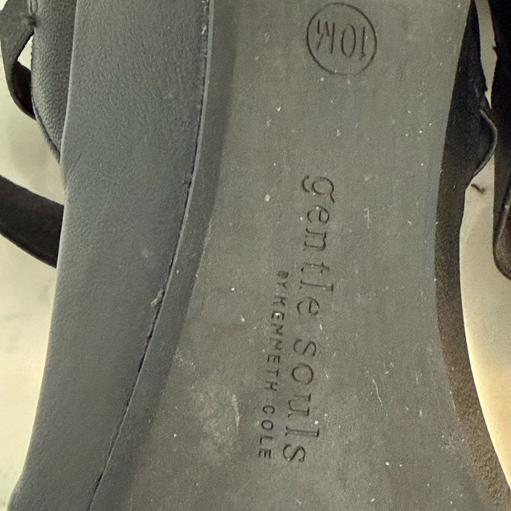 Gentle Souls by Kenneth Cole Noa Black Leather Ankle Strap Flats - Picture 6 of 7